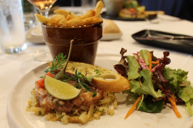 La Cache à Maxime - Le Greg - tartare de saumon - Hungry Rachel.jpg